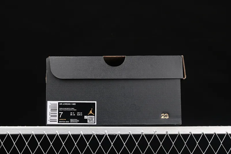 All categories Air Jordan Jordan series basketball shoes Air Jordan 1 Mid G version pure original Air Jordan 1 Mid SE AJ1 Joe 1 Violet 554724-500
